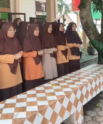 Hut Guru Ke 77 Mas Ulumul Quran “siswa Jadi Pembina Upacara” Dan Lomba